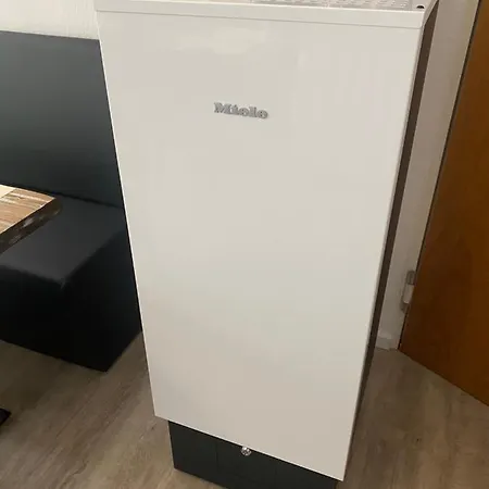 ホテル Auszeit バート・ノイェンアール・アールヴァイラー